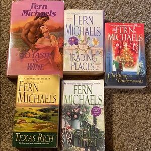 Fern Michaels Book Collection - 1 hardback 4 paperback Romance Novels